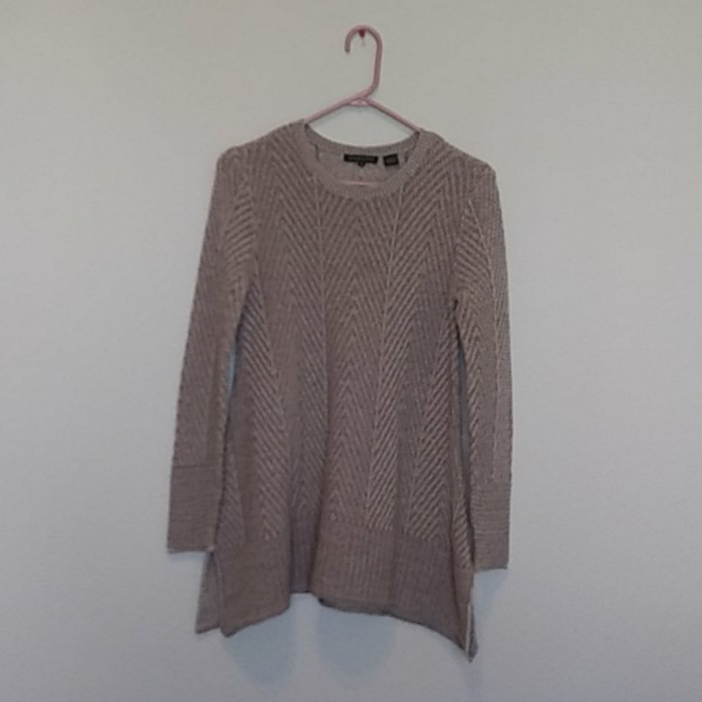 Jeanne Pierre tunic sweater.  Size Med.